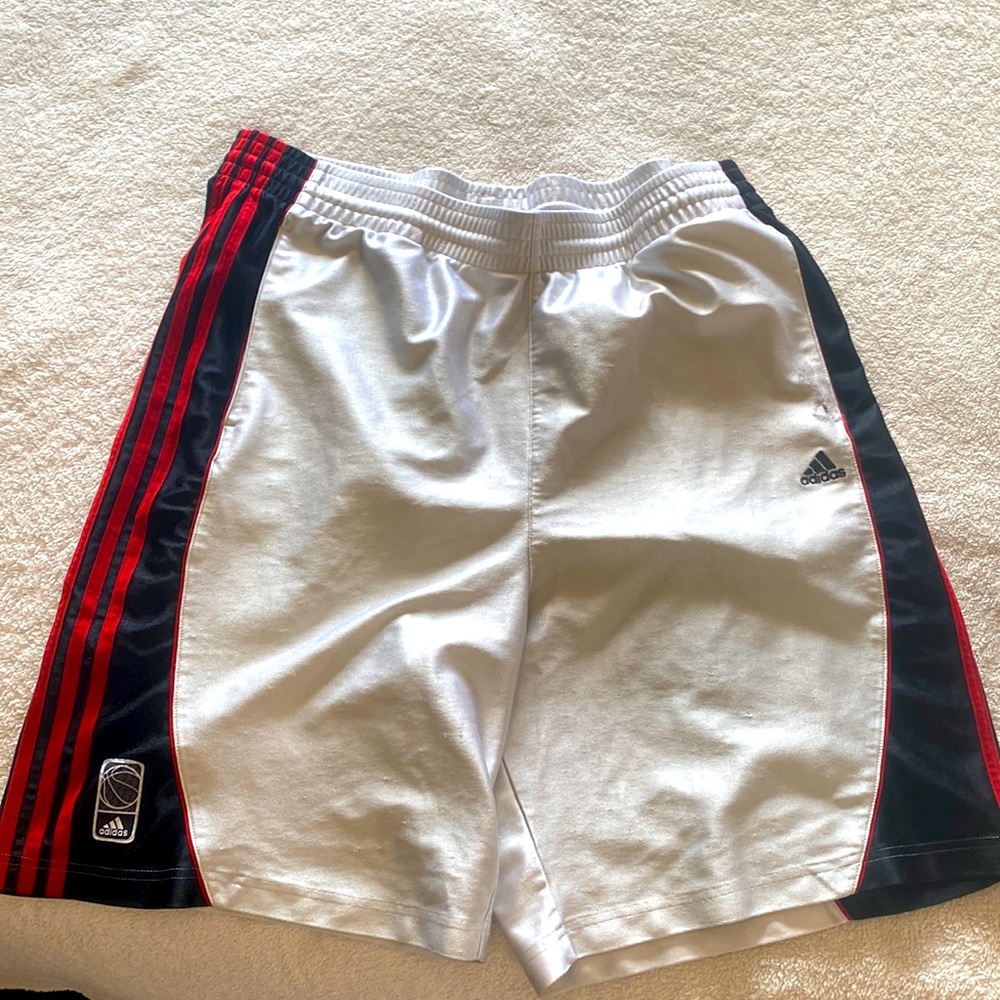 Adidas basketball shorts, XL